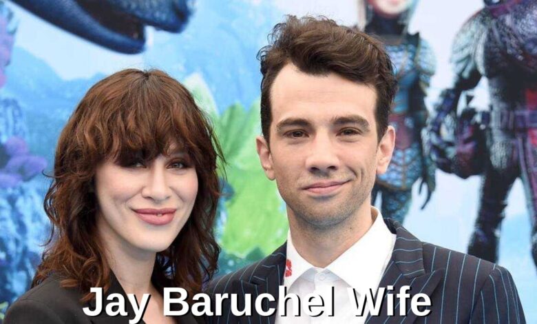 Jay Baruchel Wife